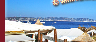 Strandcafes entlang der Strände der Cote d' Azur in Südfrankreich am Mittelmeer, Bild 3 von 6